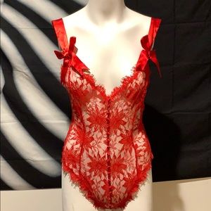 Vintage VS gold label red lingerie
